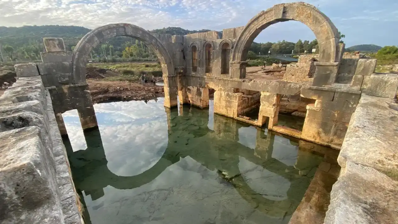 Demre’de 2 Bin Yıllık Şifalı Su Gün Yüzüne Çıkıyor 5